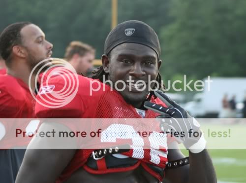 IMAGE: http://i535.photobucket.com/albums/ee352/PhotoWiz1/zzzzz.jpg