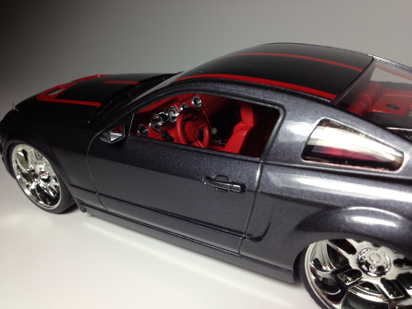 LR%20View%20Dash%20Mustang_zpskxk2xqni.p