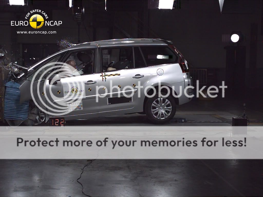 Citroen_C4_Picasso_2009_recalc_Fron.jpg