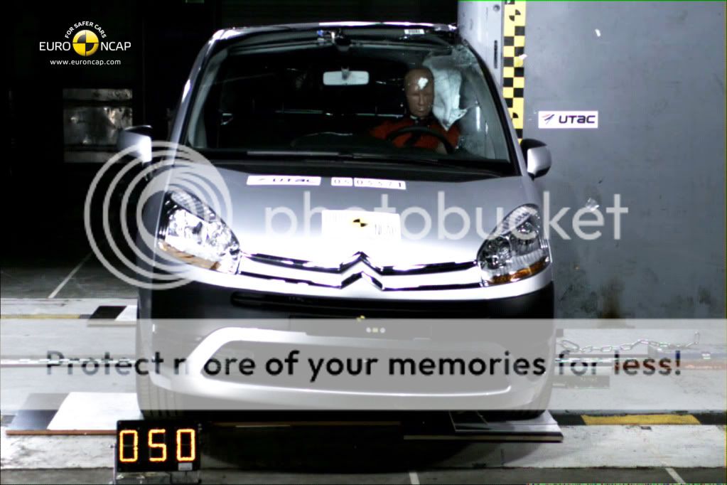 Citroen_C4_Picasso_2009_recalc_Pole.jpg