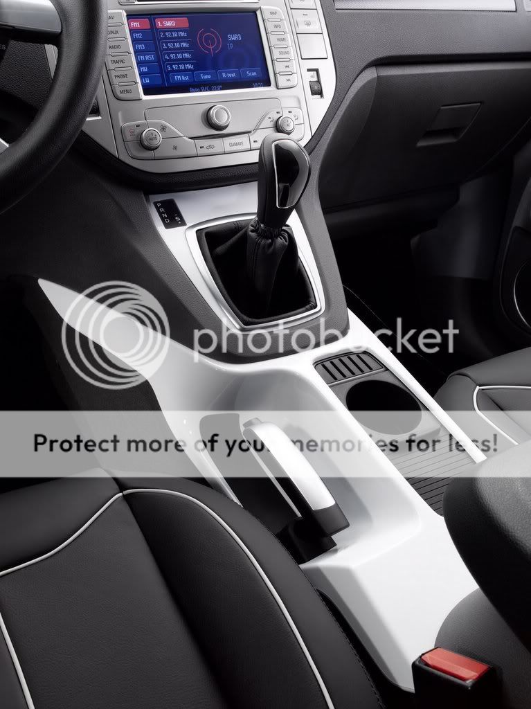Ford-Kuga-Turbo-8.jpg