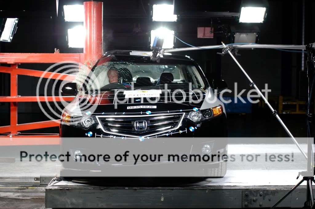 HONDA-Accord_Pole.jpg