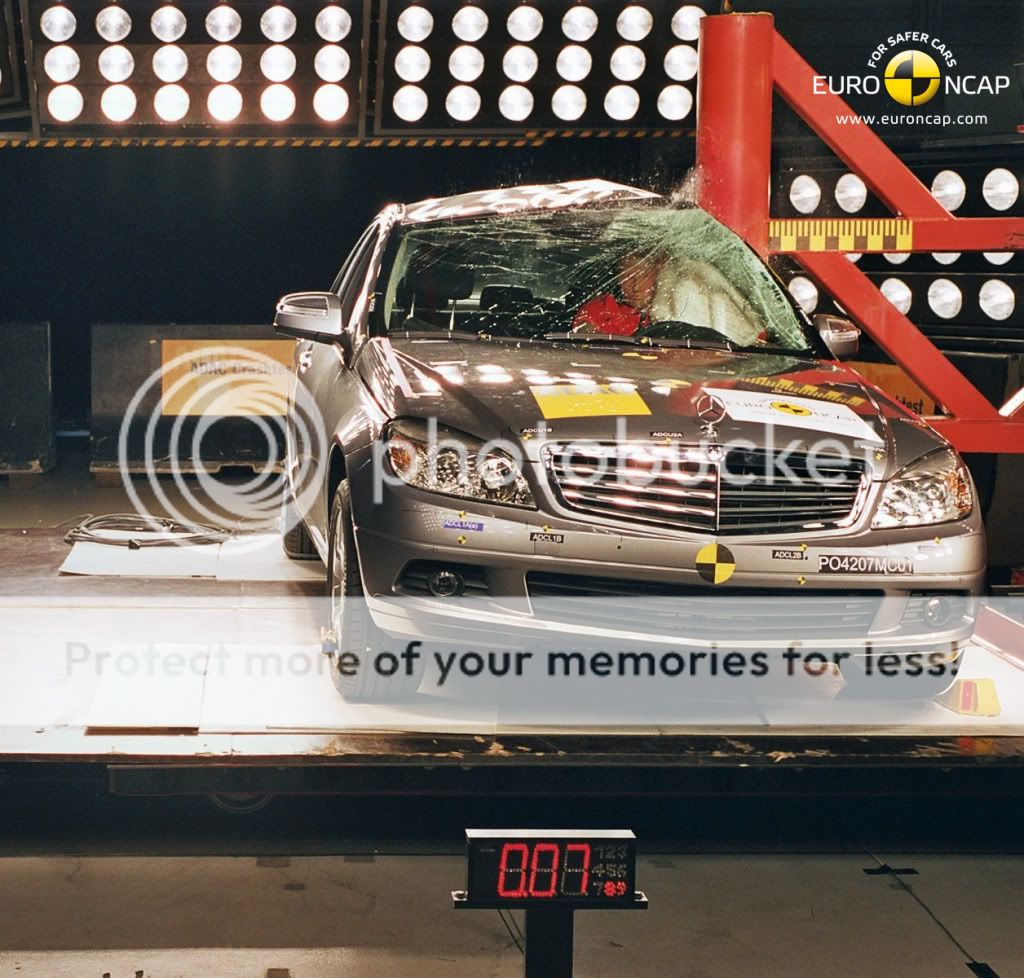 Mercedes_C-Class_2009_recalc_Pole--.jpg