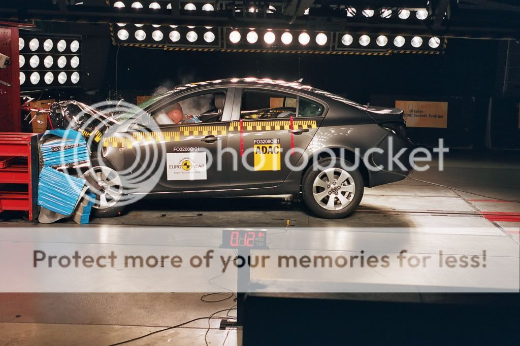 OPEL-Insignia_Front.jpg