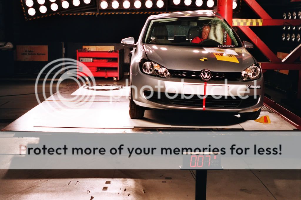 VW-Golf_Pole.jpg