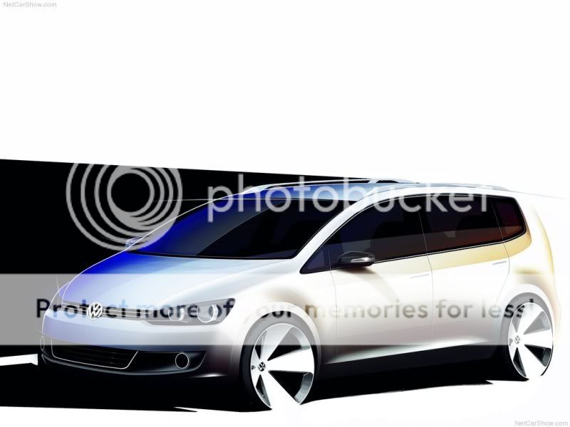 Volkswagen-Touran_2011_1024x768_-12.jpg