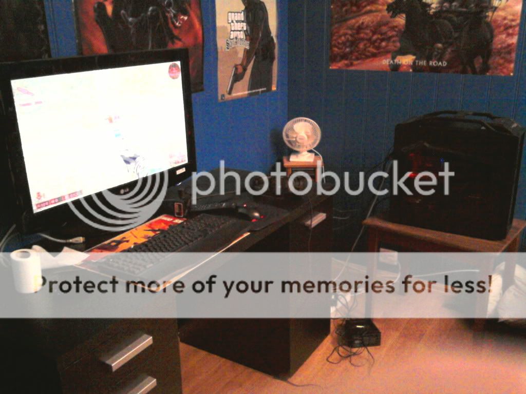 [Image: 2010-10-26234214.jpg]