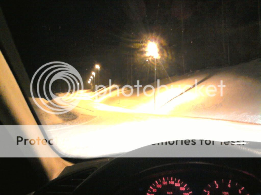 [Image: 2010-12-11201220.jpg]