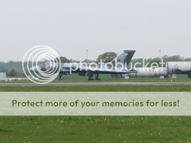 http://i535.photobucket.com/albums/ee359/aeropark/55820thMay002.jpg