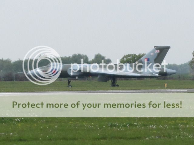 http://i535.photobucket.com/albums/ee359/aeropark/55820thMay003.jpg