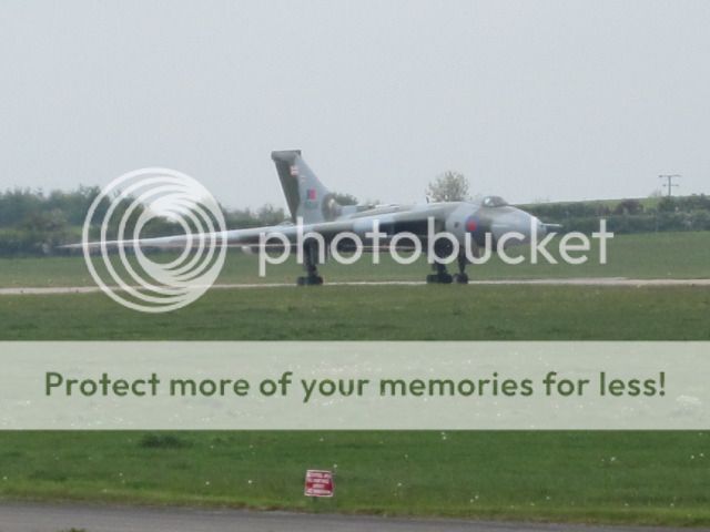 http://i535.photobucket.com/albums/ee359/aeropark/55820thMay005.jpg