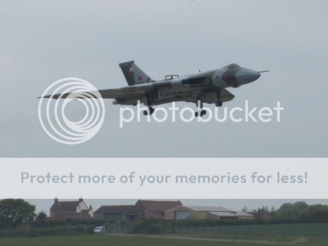 http://i535.photobucket.com/albums/ee359/aeropark/55820thMay011.jpg