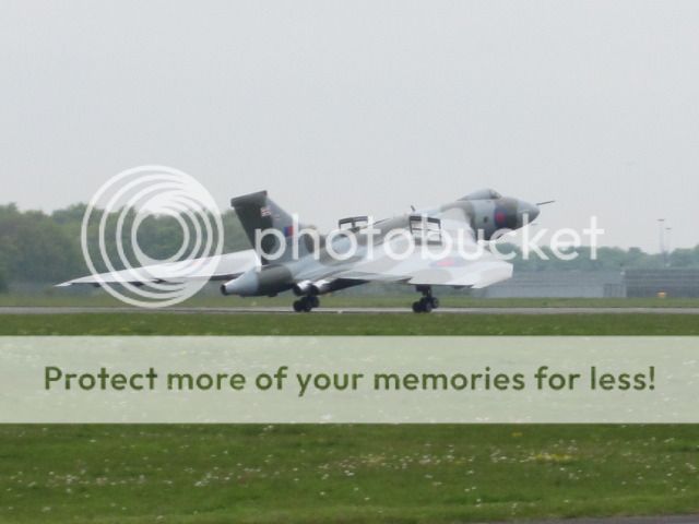 http://i535.photobucket.com/albums/ee359/aeropark/55820thMay015.jpg