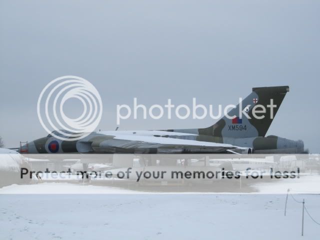 http://i535.photobucket.com/albums/ee359/aeropark/NAM010.jpg