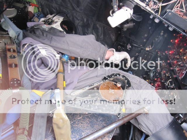 http://i535.photobucket.com/albums/ee359/aeropark/cockpit-Fest2012046.jpg