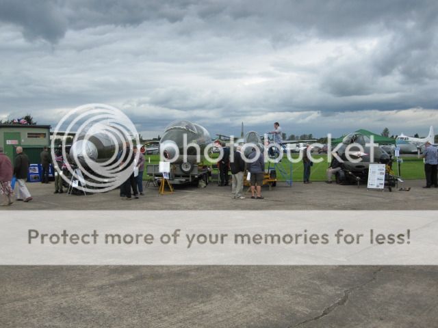 http://i535.photobucket.com/albums/ee359/aeropark/cockpit-Fest2012059.jpg